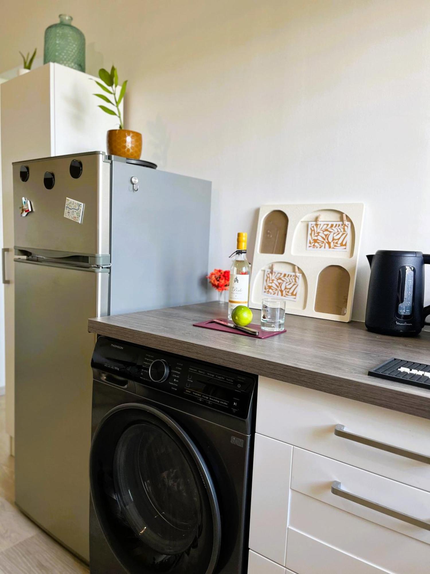 Ferienwohnung Cocon Des Alizes La Moise Exterior foto